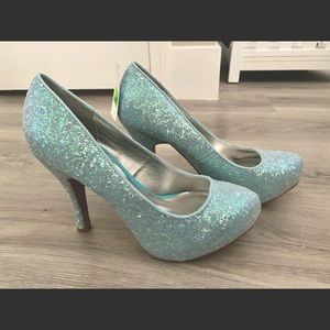 NEW BLUE SPARKLE HEELS QUPID SZ 6 - 7.5 - 8.5!